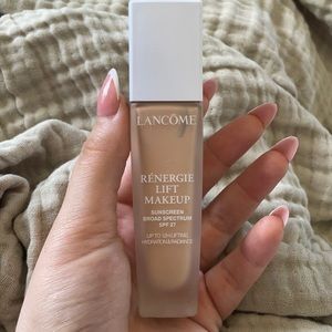 Lancome renergie lift make up